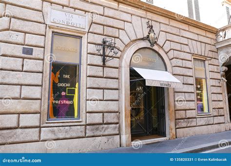 hermes boutique rome.